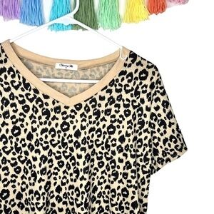 Blooming Jolly Boutique Leopard Catimal Animal Print V-Neck Top Blouse Medium